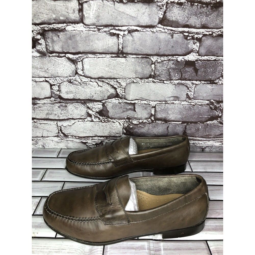 G.H. Bass & Co. Weejuns Brown Leather Penny Loafers Shoes Men’s Sz 9.5D US/43EU